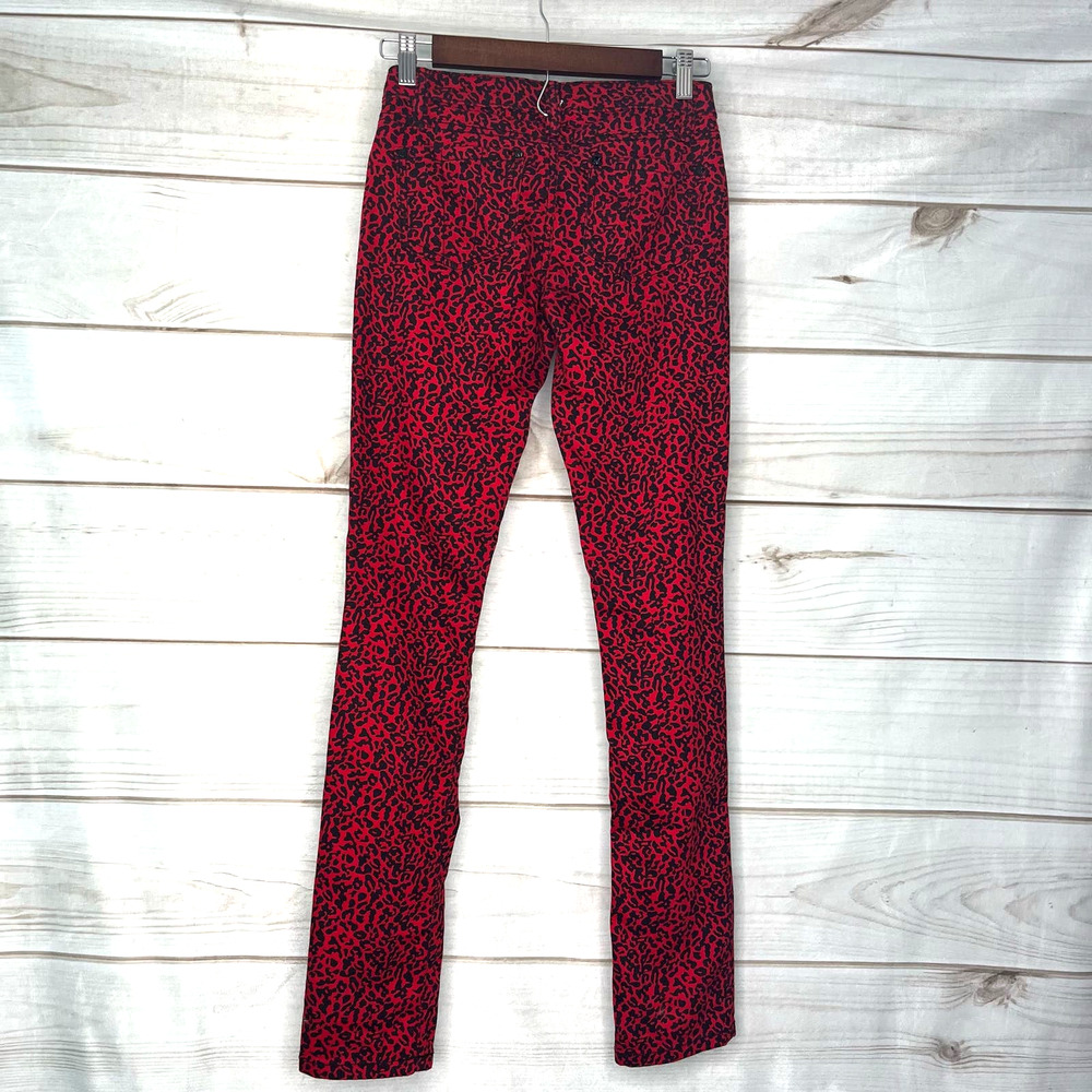 D32 Miley Cyrus Red Black leopard Juniors 1 Skinny